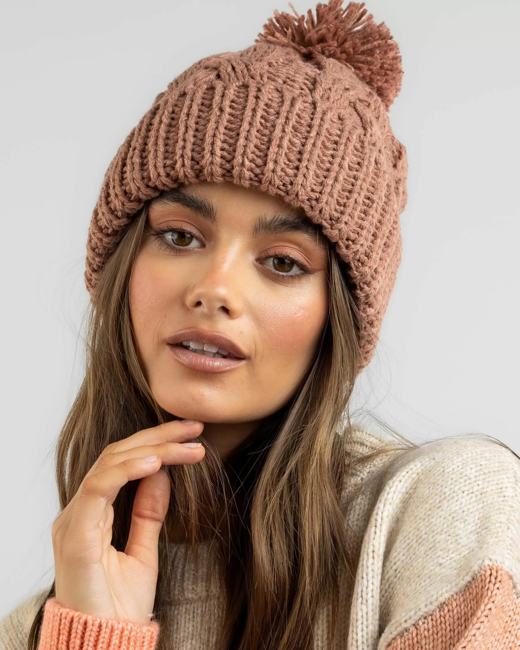 Attractive Aspen Beanie*Mooloola Hot